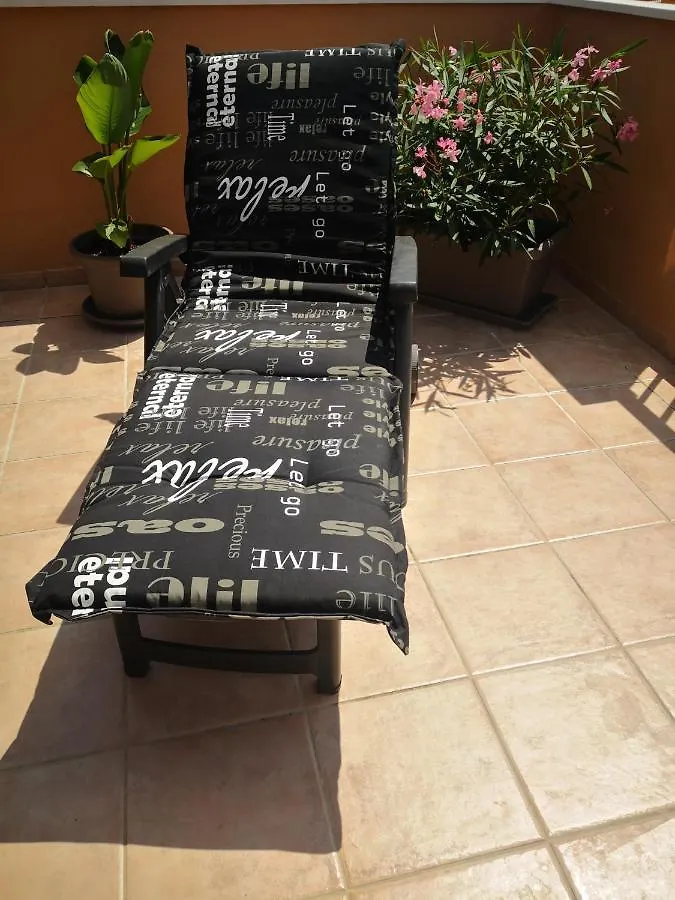 Marina De Casares Suites San Luis de Sabinillas Spanien